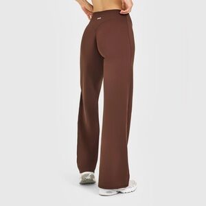 SoftMotion Straight Leg Pants with White Logo, Espresso Brown, size Lg Short